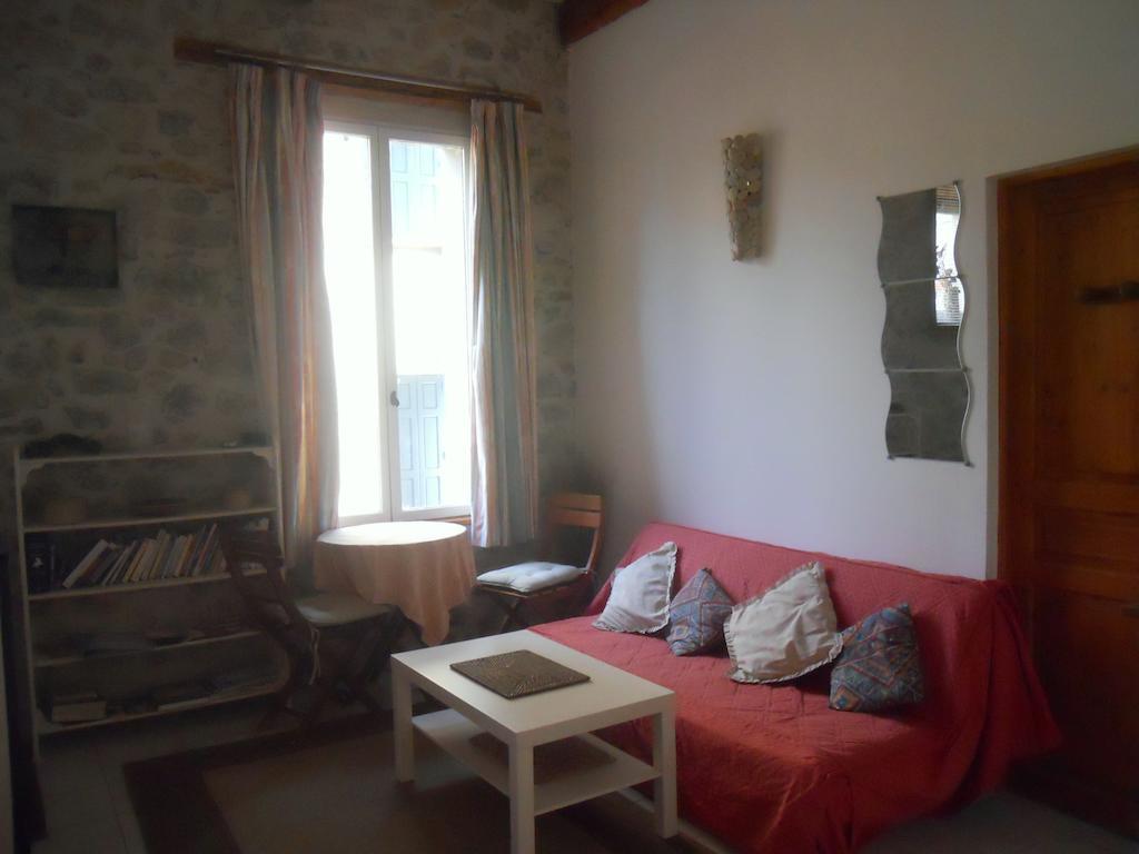 Chez Shona Hotel Lagrasse Szoba fotó