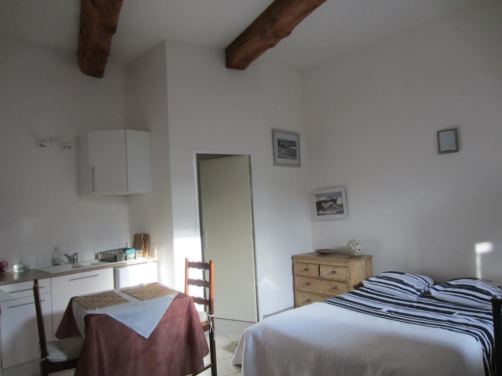 Chez Shona Hotel Lagrasse Kültér fotó